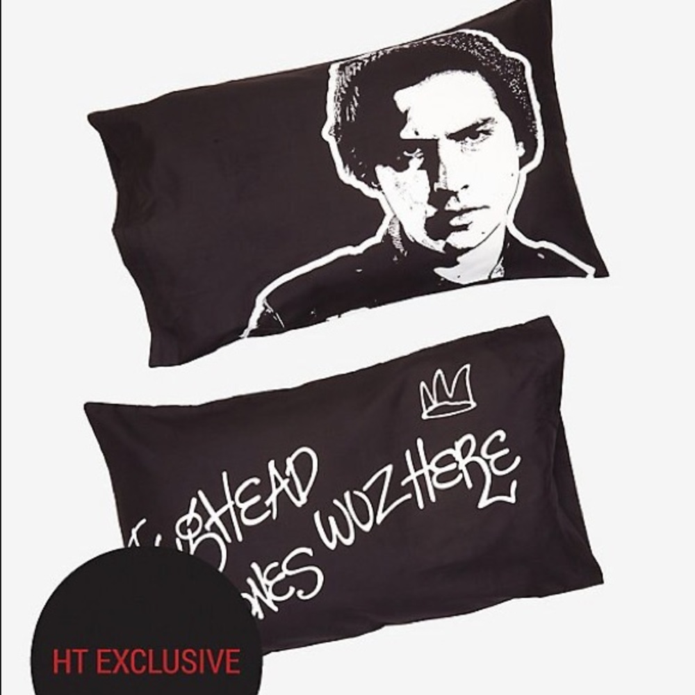 Riverdale pillowcase set
